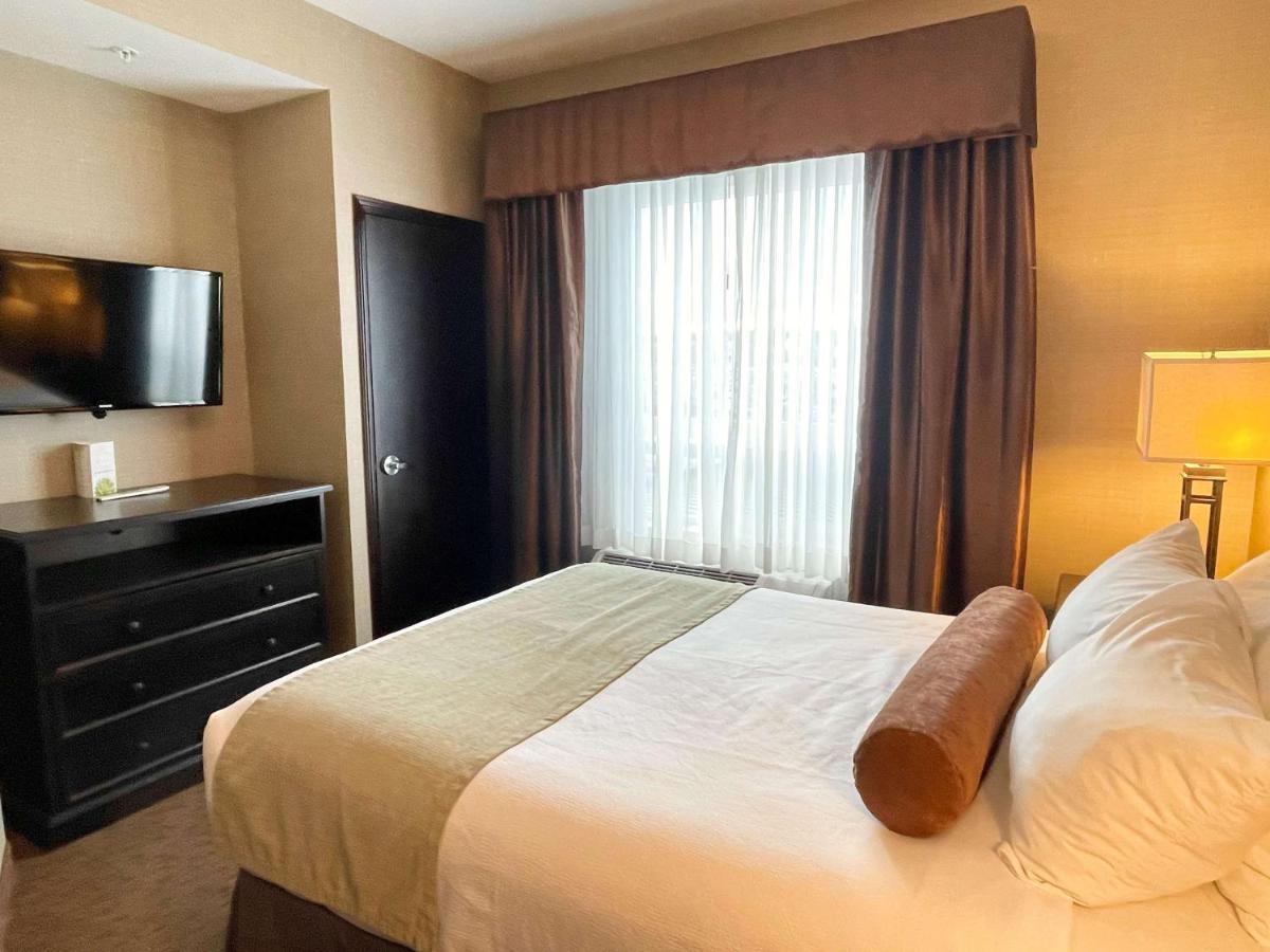 Best Western Plus Okotoks Inn & Suites Exterior foto