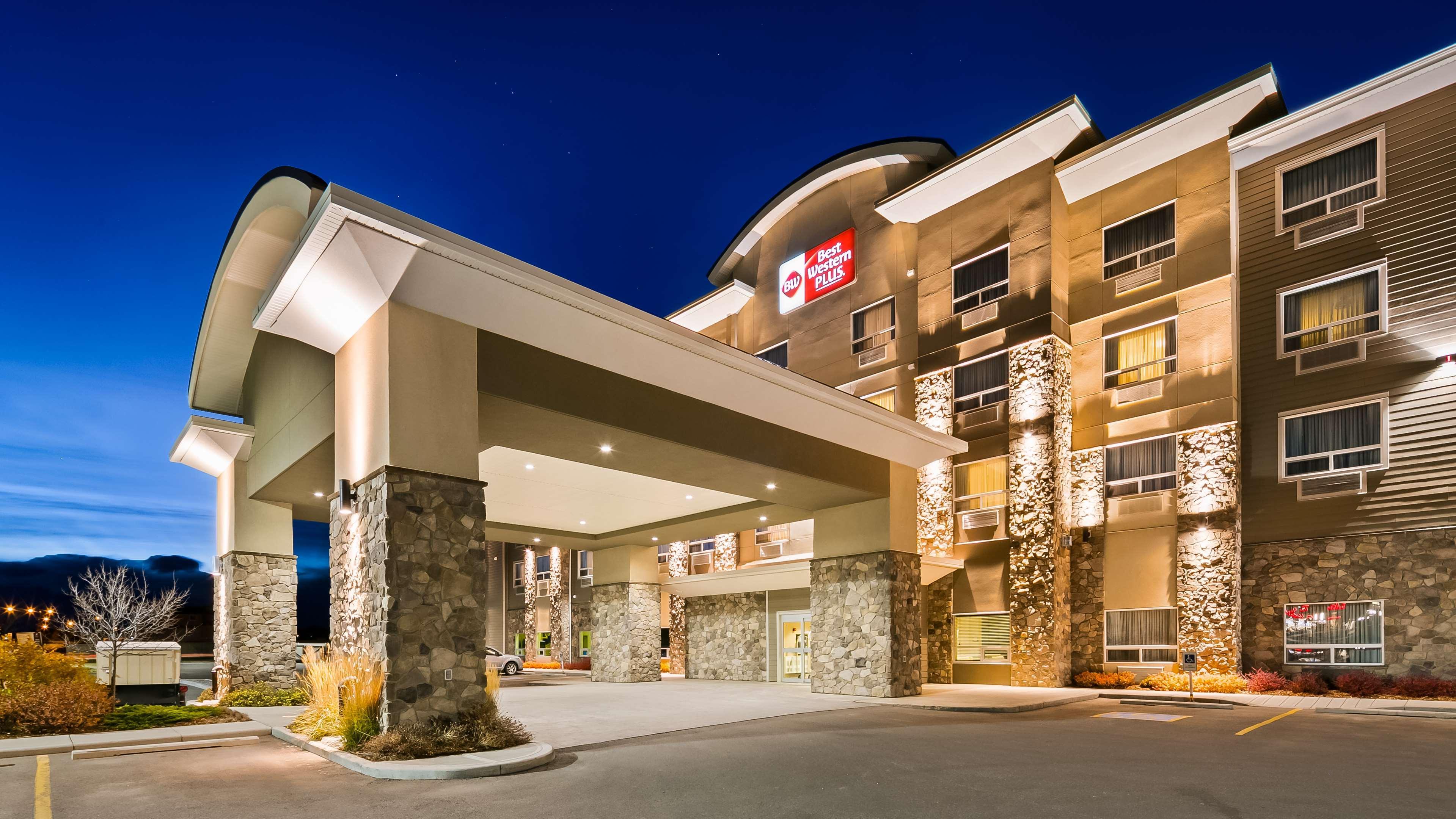 Best Western Plus Okotoks Inn & Suites Exterior foto