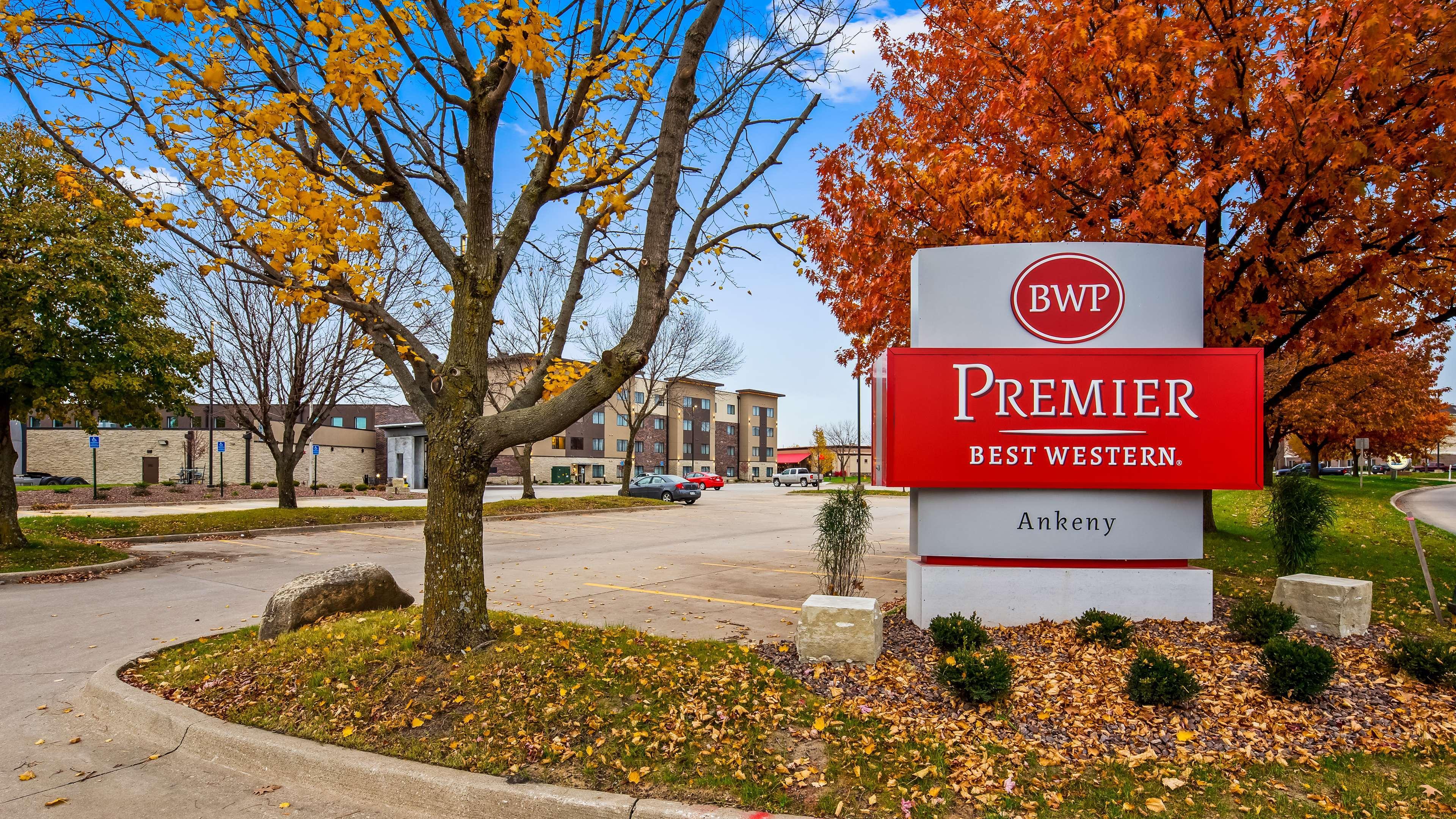 Best Western Plus Okotoks Inn & Suites Exterior foto